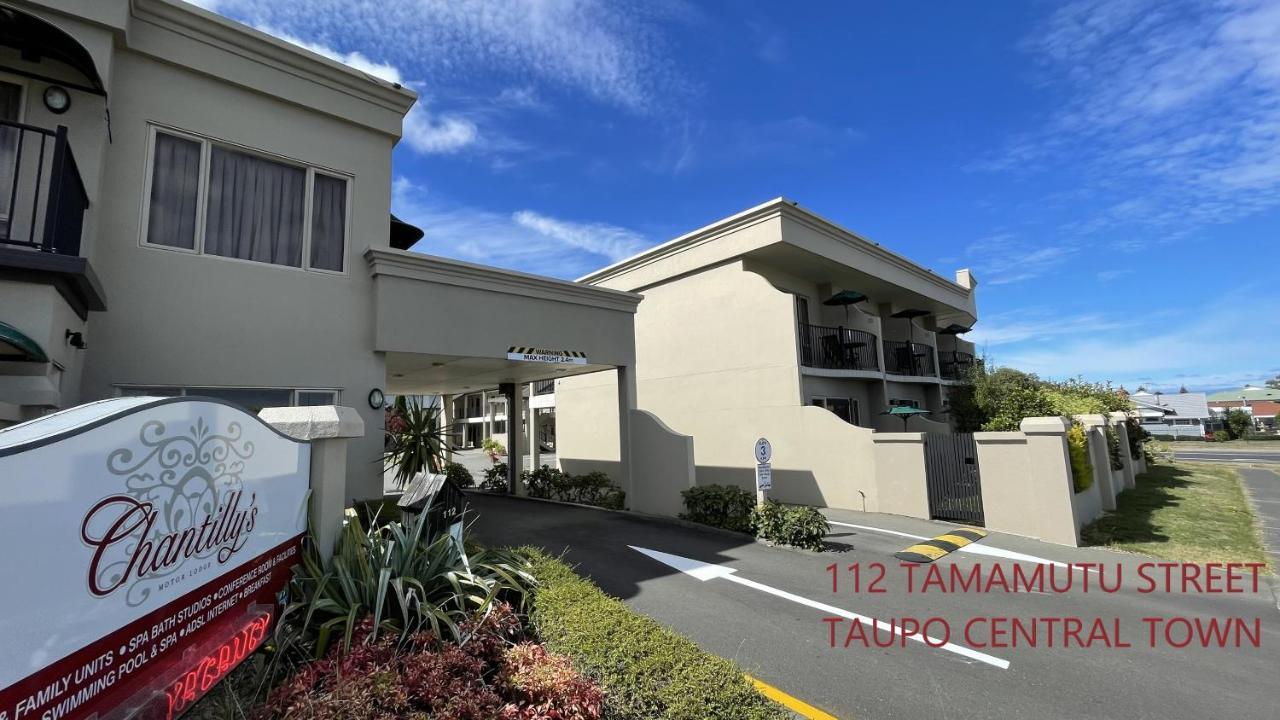 Chantillys Motor alojamiento Lago Lago Taupo Exterior foto