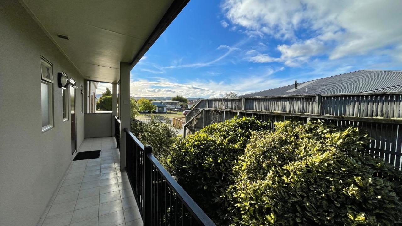 Chantillys Motor alojamiento Lago Lago Taupo Exterior foto