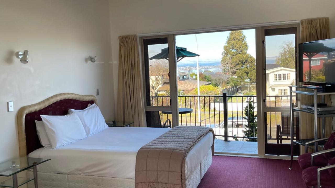 Chantillys Motor alojamiento Lago Lago Taupo Exterior foto